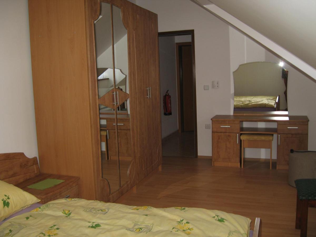 Apartments - Turisticna Kmetija Vrbnjak Ljutomer Εξωτερικό φωτογραφία