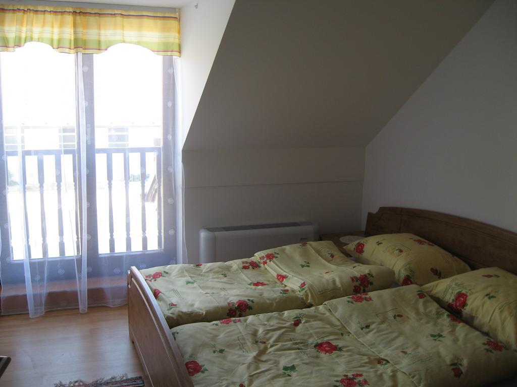 Apartments - Turisticna Kmetija Vrbnjak Ljutomer Δωμάτιο φωτογραφία